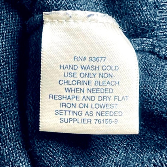 **$6 w/Bundle** St. John’s Bay Sweater - Picture 5 of 5